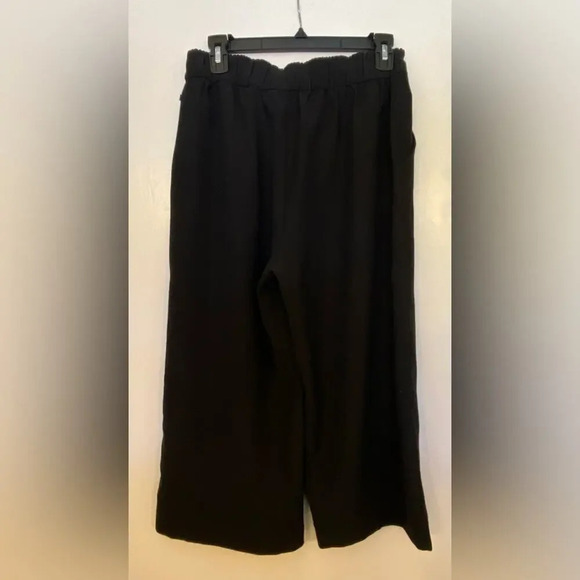 Lululemon Noir Crop Pant Black Size 8 - Picture 5 of 7